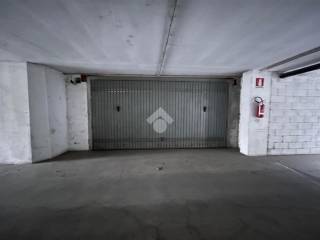 Garage in vendita a brescia via della palazzina