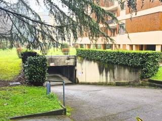 Garage in affitto a saronno via cesare miola, 80