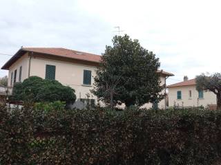 Villa a schiera in in vendita da privato a rosignano marittimo via vittorio veneto, 27