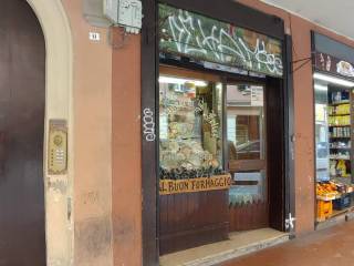 Negozio in vendita a bologna via san felice