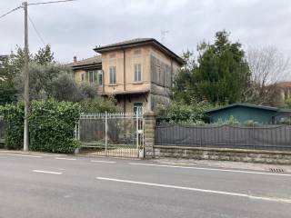 Villa in vendita a mantova strada chiesanuova, 33