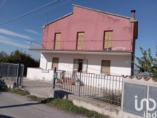 Casa indipendente in vendita a chieti strada strada fasoli, 18