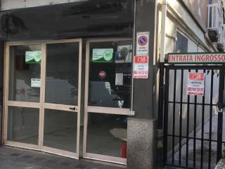 Negozio in affitto a bari via postiglione, 6 e