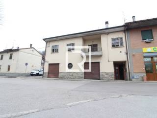 Casa indipendente in vendita a bagno di romagna piazza santa maria, 21