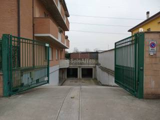 Garage in affitto a desio via verona, 1