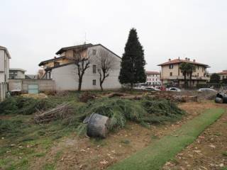 Terreno residenziale in vendita a giussano via cesare battisti 4