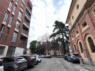 Appartamento in vendita a bologna via pompeo scipione dolfi, 4