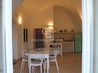 Casa indipendente in affitto a ostuni via bixio continelli, 134