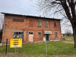 Casa indipendente in vendita a castelfranco emilia via manzolino est, 63