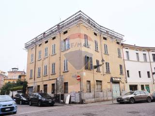 Casa indipendente in vendita a parma via domenico galaverna, 4