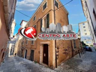 Appartamento all'asta ad ancona via bonda, 1, 60121 ancona an, italia