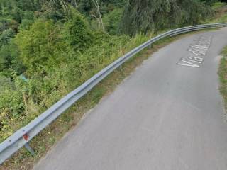 Magazzino all'asta a pescia via di medicina, 13