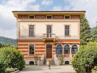 Villa in vendita a cannero riviera via delle magnolie