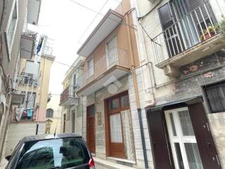 Casa indipendente in vendita a barletta via sipontina, 42