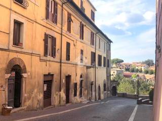 Appartamento in affitto a civita castellana via xii settembre, 12