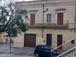 Casa indipendente in in vendita da privato a oria via s. v. corrado, 5