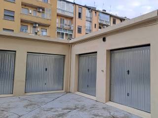 Garage in affitto a torino via bianchi, 34