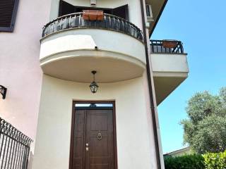 Villa a schiera in vendita a capodimonte via del lavoro