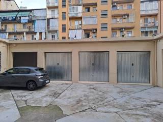 Garage in affitto a torino via bianchi, 34