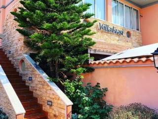 Villa bifamiliare in in vendita da privato a fiumicino via massimiliano erasi, 24