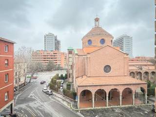 Appartamento in vendita a bologna via del borgo di san pietro