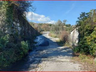 Terreno industriale all'asta a imperia via dolcedo