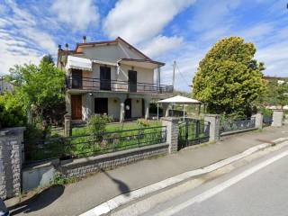 Villa in vendita a foiano della chiana via di lucignano, 17