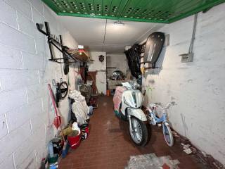 Garage in vendita a sanremo via galileo galilei, 635