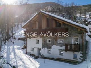 Villa bifamiliare in vendita a etroubles hameau de chez les blanc dessus