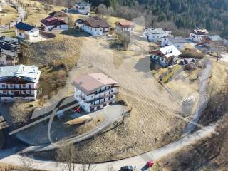 Terreno residenziale in vendita a lorenzago di cadore via dera, 96/1