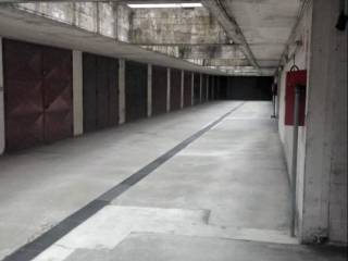 Garage in vendita a cesano boscone via della repubblica, 1