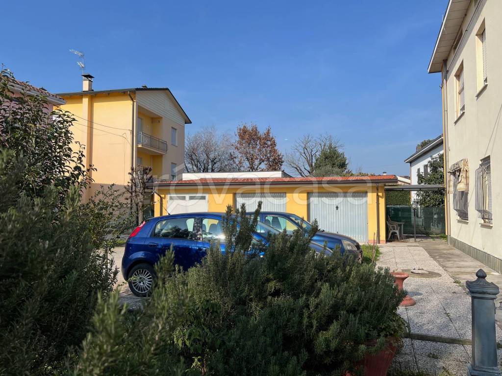 immagine annuncio 2 di 12