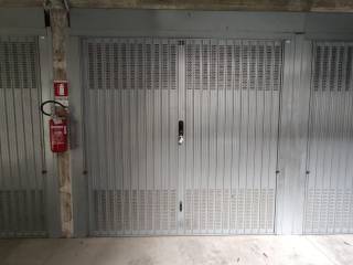 Garage in vendita a grugliasco via giuseppe di vittorio, 18