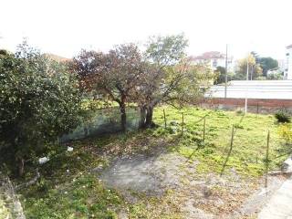 Terreno residenziale in vendita a san bartolomeo al mare mandato, via cesare battisti