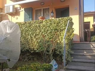 Villa bifamiliare in in vendita da privato a collesalvetti via roma, 106g