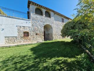 Villa bifamiliare in vendita a terni strada di collestacio