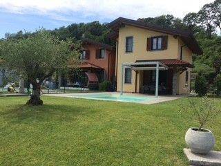 Villa in in affitto da privato a leggiuno via roma, 37