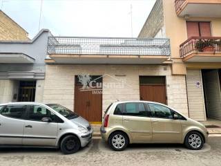 Casa indipendente in vendita ad andria via martiri di belfiore, 84