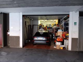 Garage in vendita a torino via cogne, 9