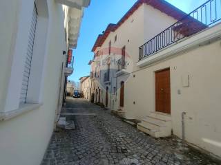 Casa indipendente in vendita a l'aquila largo della costa, 11