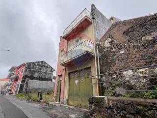 Casa indipendente in vendita a belpasso via marsala, 4/6