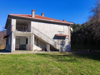 Casa indipendente in vendita ad aiello calabro contrada montenoci