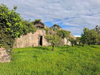 Terreno agricolo in vendita ad acireale via san piero patti, 108