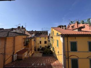 Casa indipendente in vendita a pietrasanta via marzocco