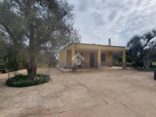 Villa in vendita a francavilla fontana contrada tredicina