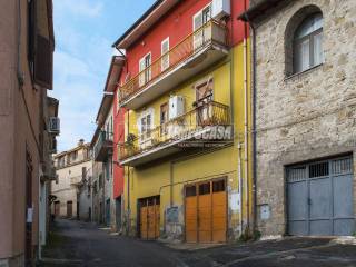 Appartamento in vendita a campagnano di roma via g. marconi