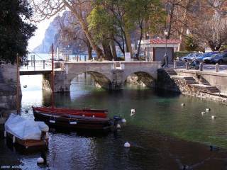 Abbigliamento in affitto a riva del garda viale dante alighieri