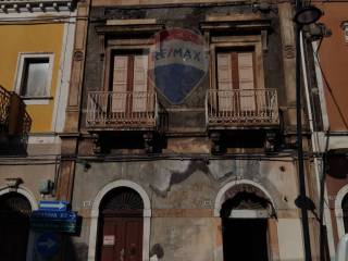 Casa indipendente in vendita a fiumefreddo di sicilia via umberto i, 80