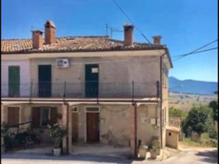 Casa indipendente in in vendita da privato a fabriano frazione san donato, 113