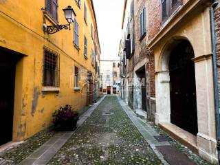 Appartamento in vendita a ferrara vicolo della vittoria, 13